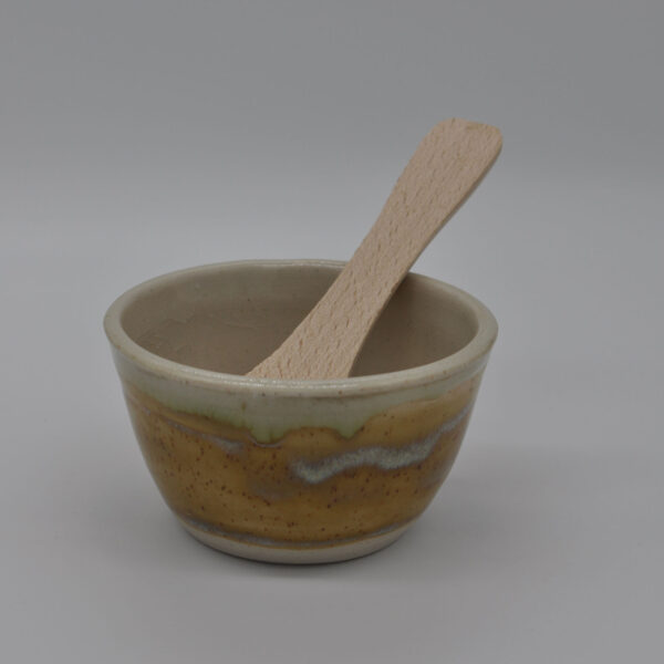 Sandy Salt Pot - with a wooden spoon