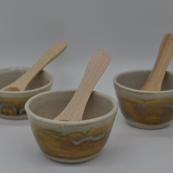 Sandy Salt Pot - with a wooden spoon - Image 5